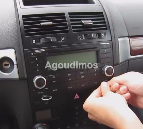 4бр. пластини(скоби) за демонтаж на авто радио(CD) за VW, AUDI, SKODA