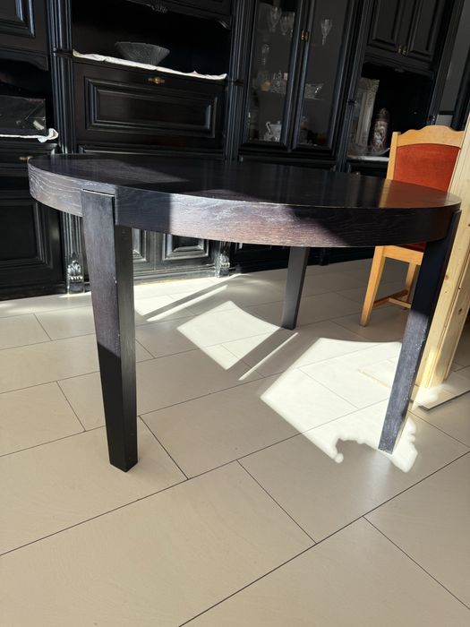 Масивна дървена маса 140 см