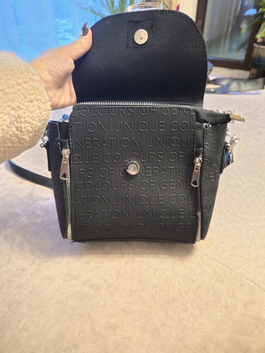 Малка дамска чанта