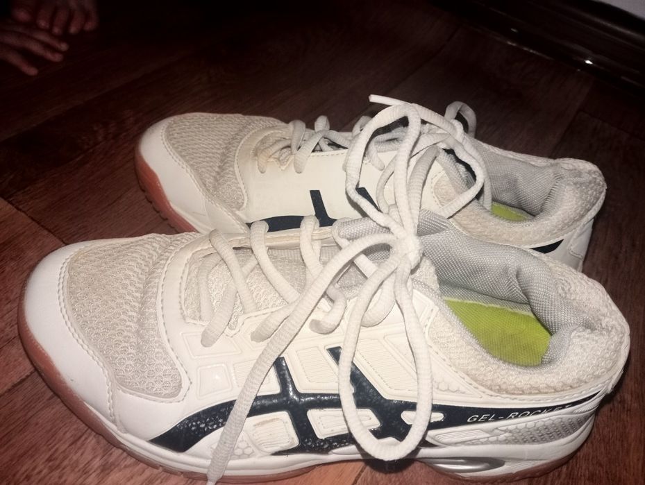 Асикс женски волеиболный