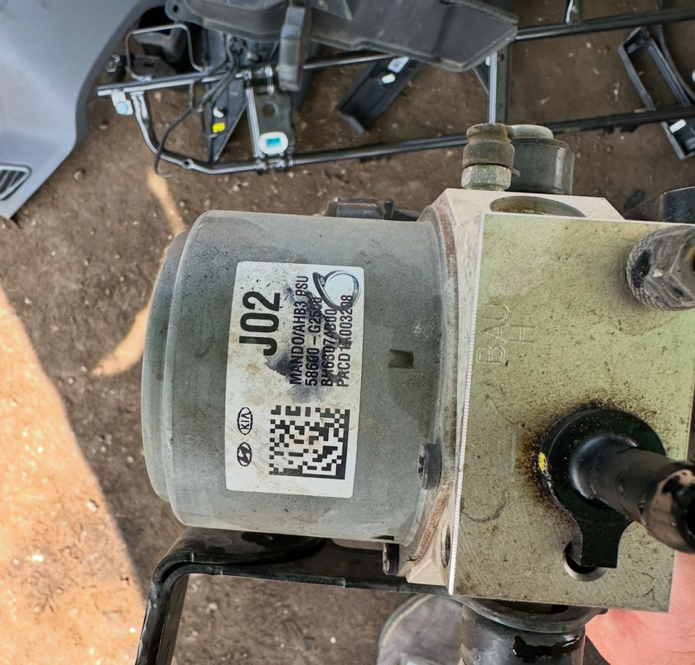 Помпа спирачна Hyundai Ioniq AE 1.6hybrid 77kw ABS Pump 58600-g2500