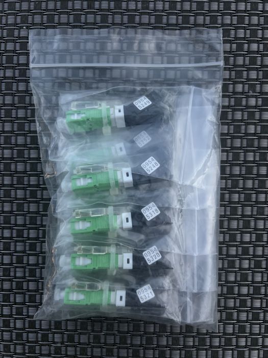 Conectori manuali fibra optica