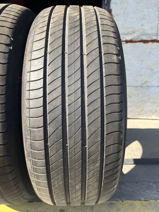 2 бр. летни гуми 235/45/20 Michelin S1 DOT 1123 6 mm