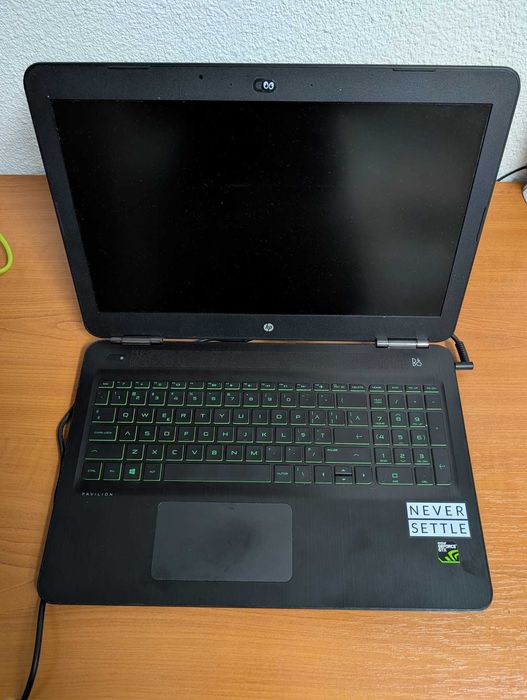 Laptop gaming HP Pavilion 15 i5-8300H, 16GB RAM, GTX 1050 Ti 4GB