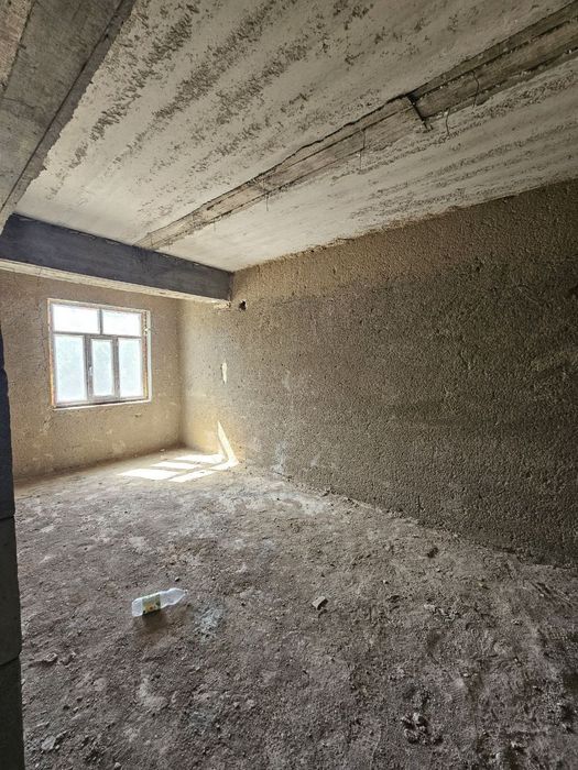 Срочно продаётся 2х ком квартира 2 етаж