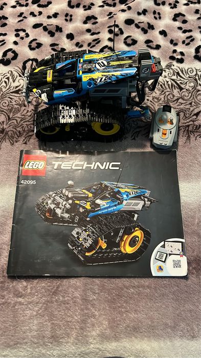 Lego-Mașinuță de cascadorii-42095