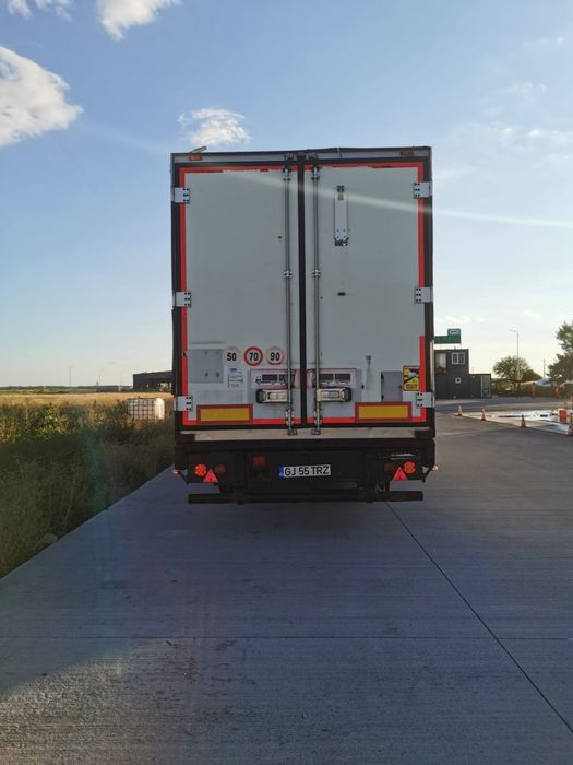 Vamd urgent Duba frig Krone  2009 agregat Carrier 1850