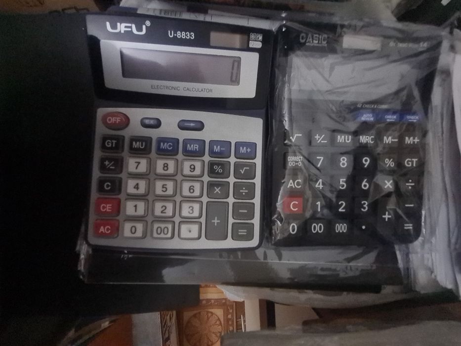 Продаются калькуляторы