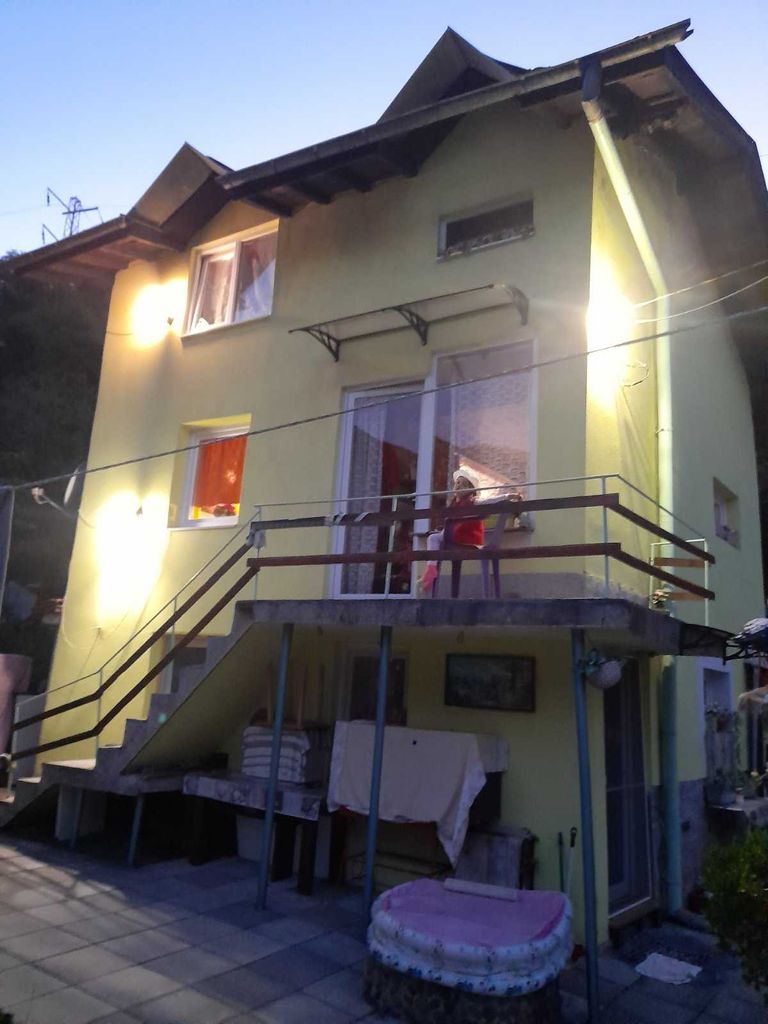 Продава се Къща в София, Център - 90 кв.м за 963 €/кв.м - Снимка #4