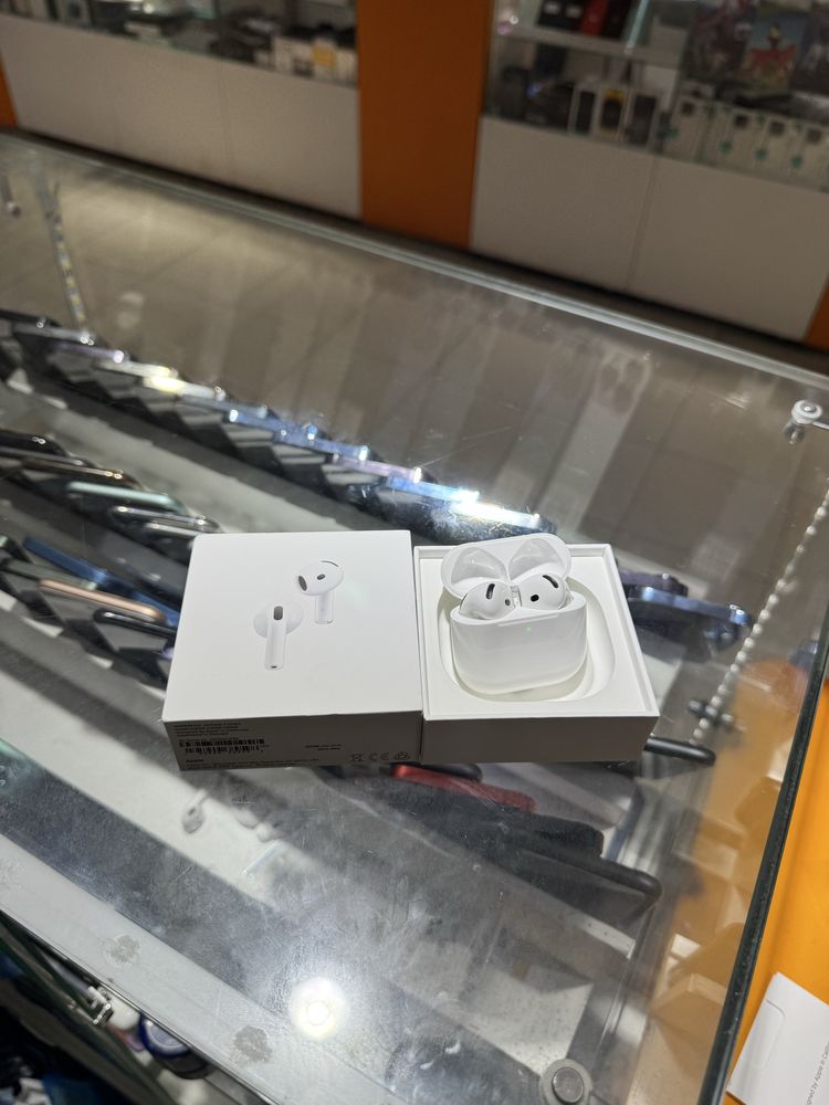 Airpods 4 ( с шумоподавлением)