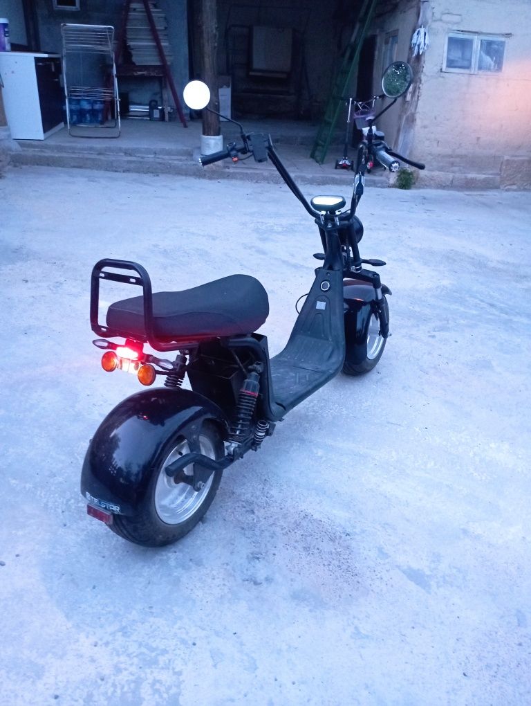 Електрически скутер като нов 60v 21ah