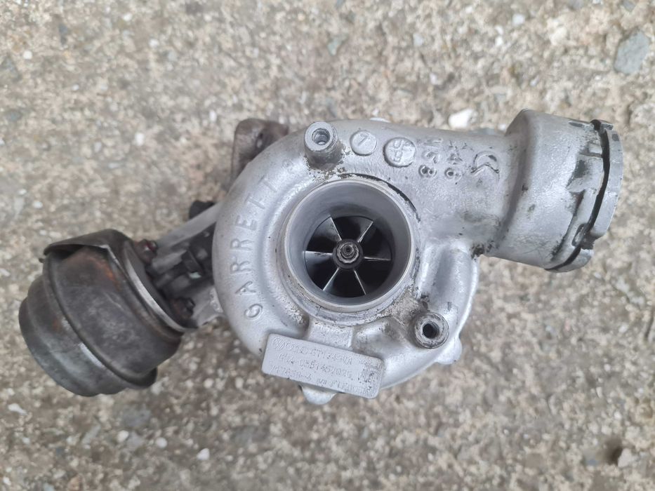 Части за Пасат б5.5 131кс комби цвят тъмно зелен