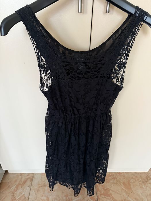 Дантелена черна рокля М
