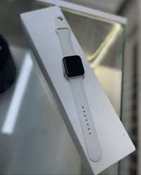 Apple Watch 5  44Мм