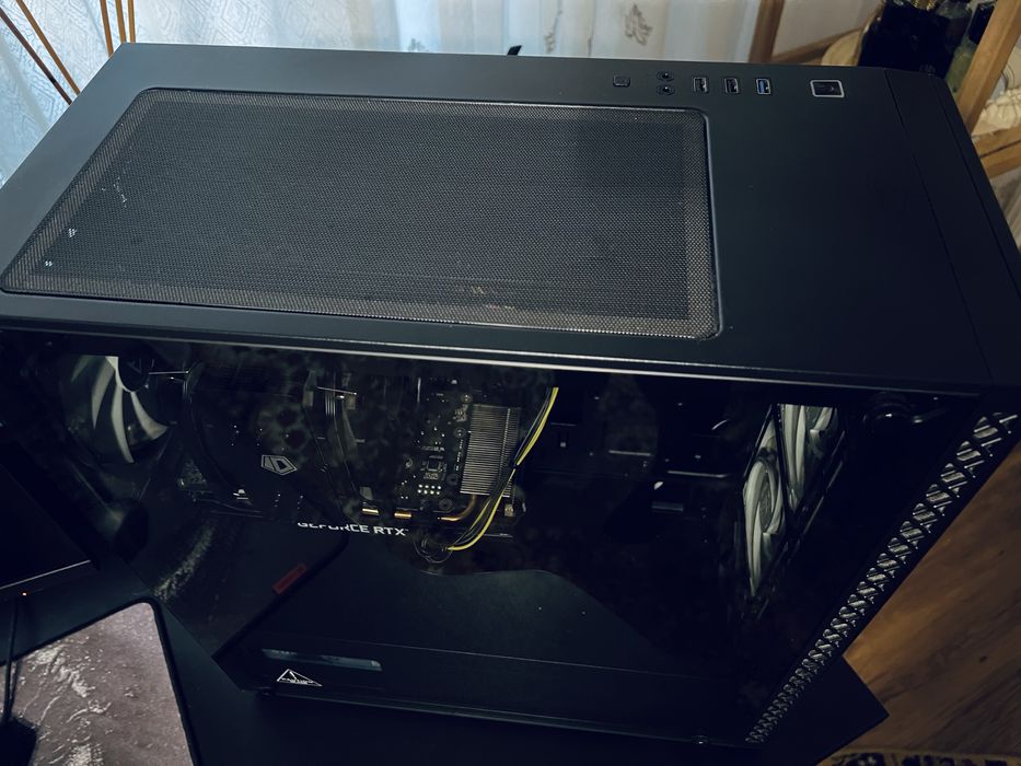 PC Gaming AMD Ryzen 5 3600 + RTX 2060 – Stare excelentă , negociabil
