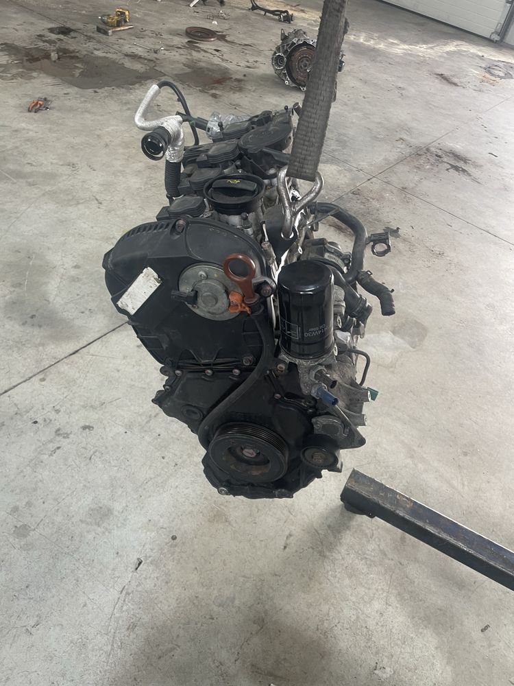 Motor 1.8 TFSI CDAA Volkswagen Audi Seat Passat CC stare perfecta
