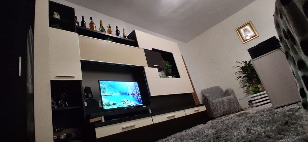 Ocazie!Proprietar vând apartament 2 camere mobilat ,utilat