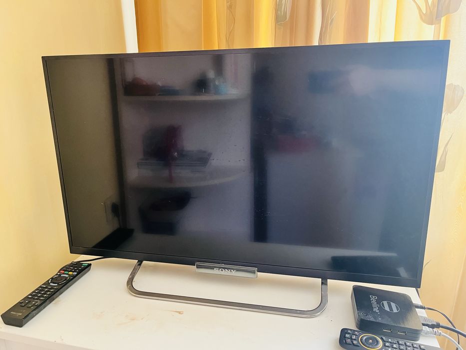 Телевизор Sony в хорошем состоянии