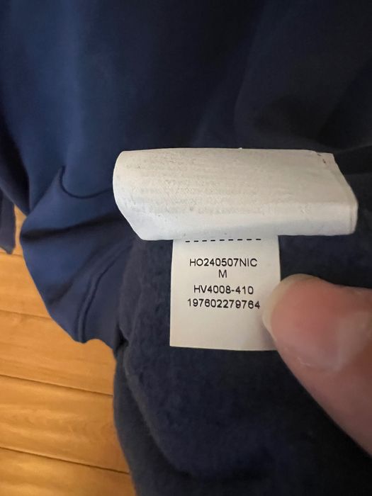 Hanorac Jordan size M nou, bleumarin, fara eticheta, impecabil