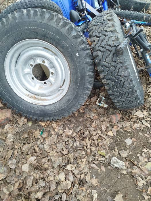 Шины продам зимние