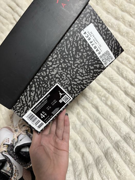 Jordan 3 Vintage Floral