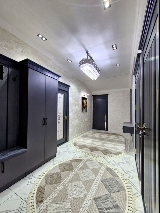 3 хонали квартира Новостройкада Аэропорт