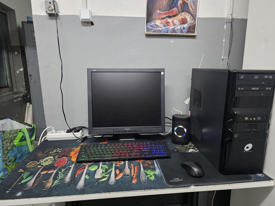 PC cu procesor i5 6500, 16 GB de RAM DDR4, placă video NVIDIA Ge