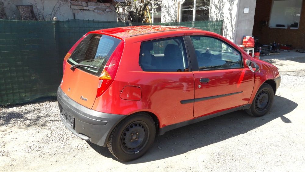 Dezmembrez Piese Fiat Punto din 2001