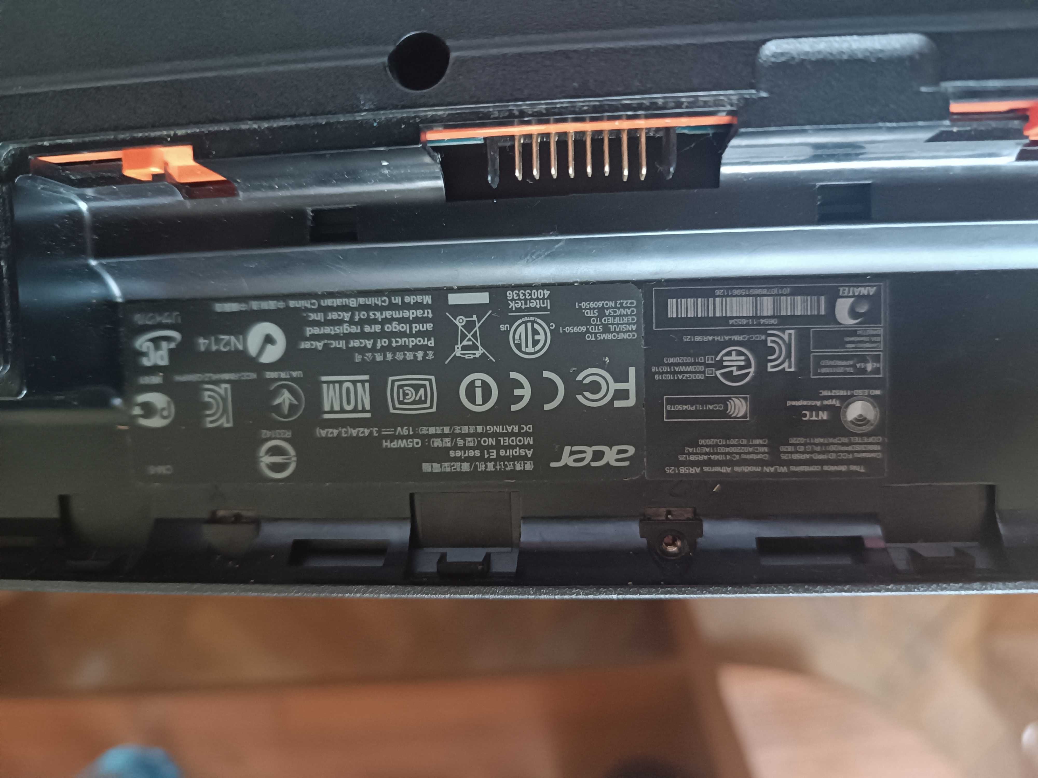 Лап топ ACER Q5WPH Aspire E1
