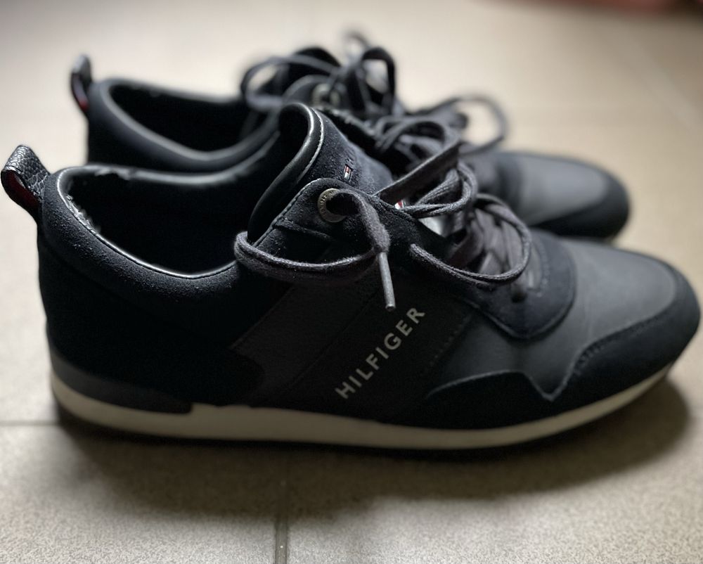 Pantofi sport Tommy Hilfiger Impecabili