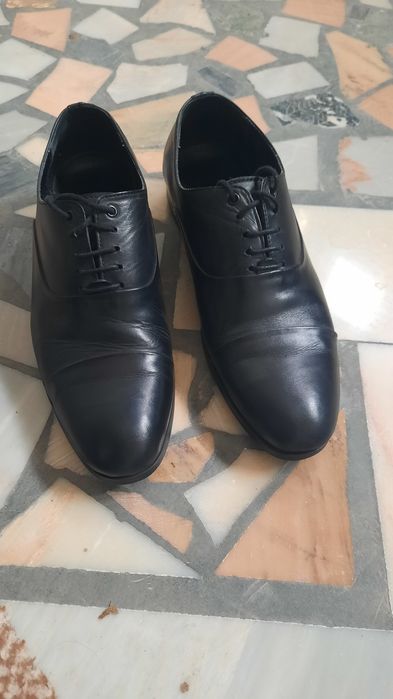 Мужской туфли. Размер 43. Новый. Деффект жок.