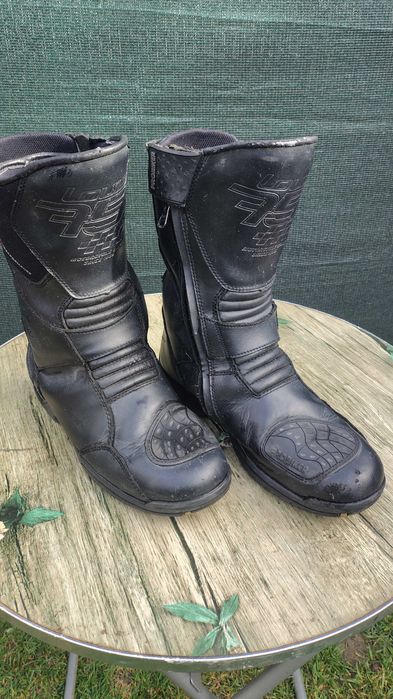 Ботуши Пробайкър. 44 номер, стелка 28 см.
44 номер, стелка 28 см.