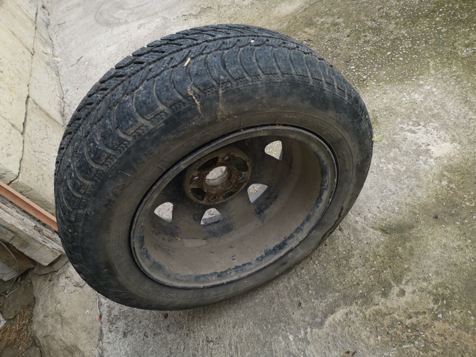 4 зимни гуми с джанти 165 85 R14 86T