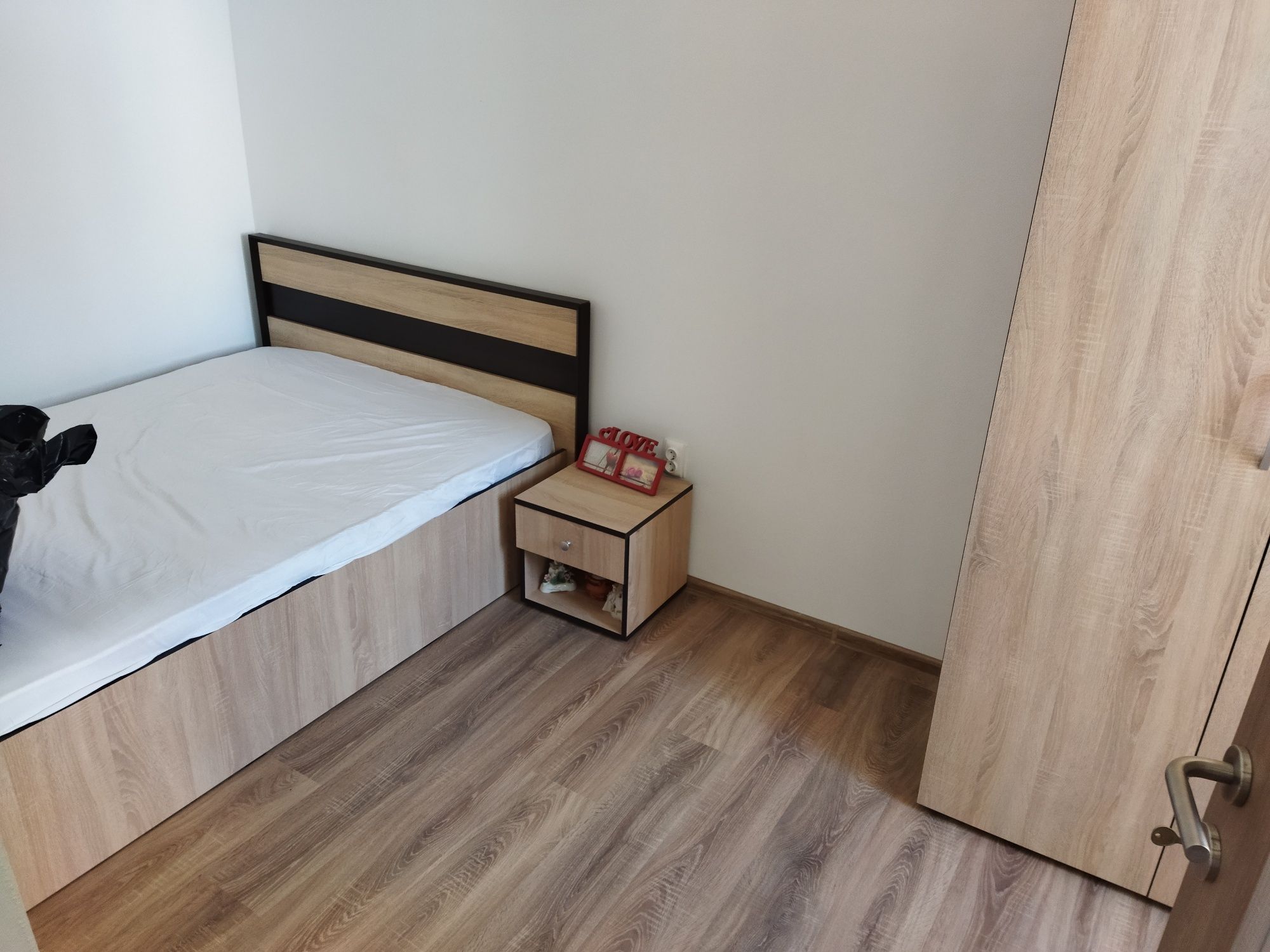 Vând apartament 2 camere