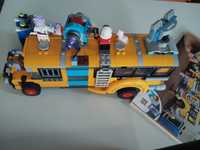 LEGO Hidden Side - Autobuz paranormal Intercept 3000 70423, 689 piese