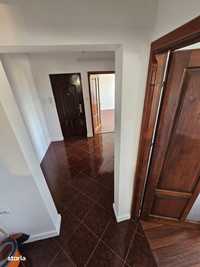 Apartament 2 camere ---str PODGORIILOR ---ETAJUL 3 ---CENTRALA GAZ