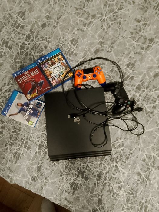 Плейстейшън 4 про 1Т