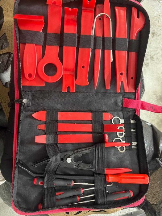 Набор съёмников обшивки салона