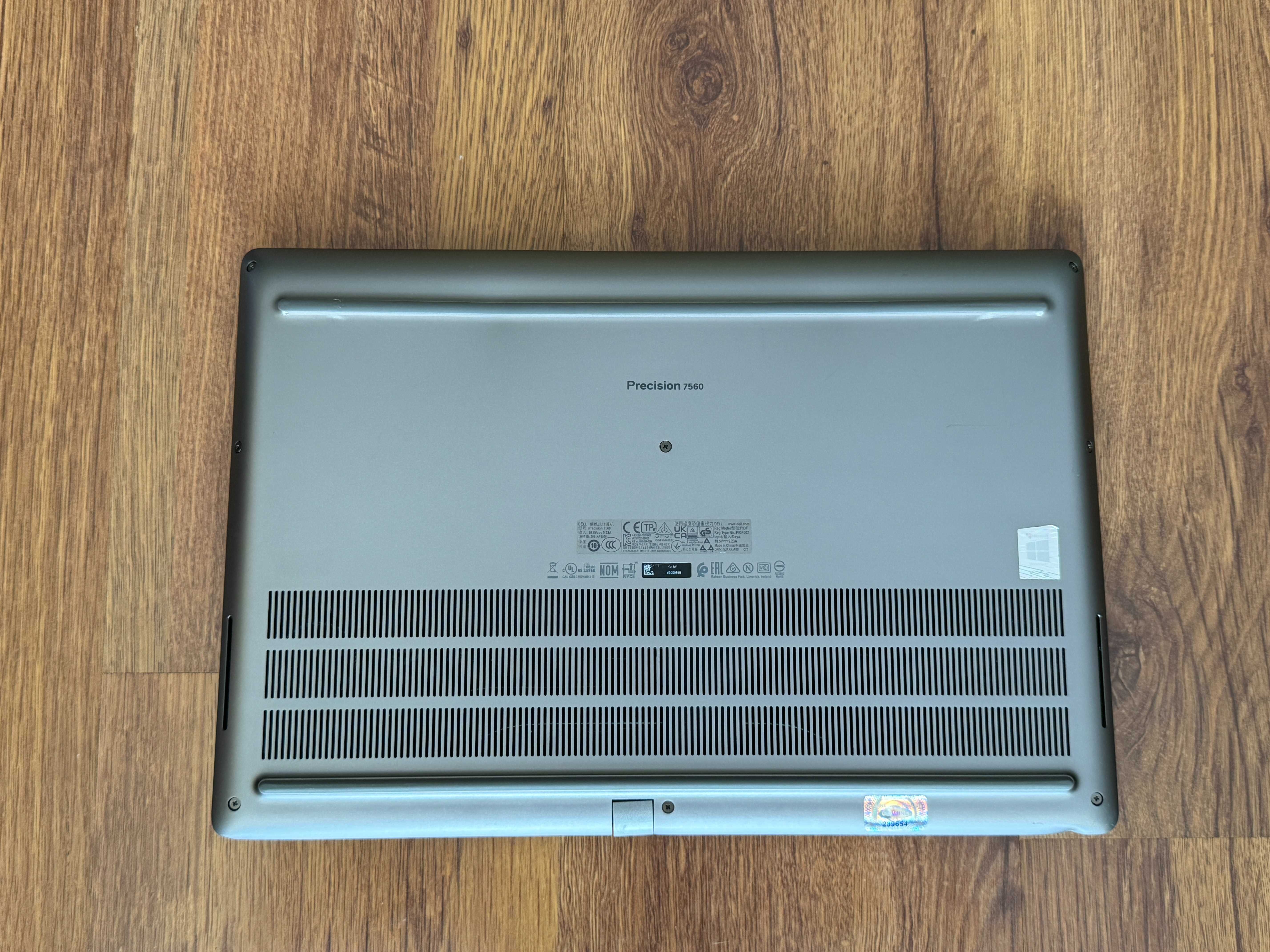15.6 UHD 4K Xeon W-11955m DELL Precision 7560 128GB RAM/RTX A5000 16GB