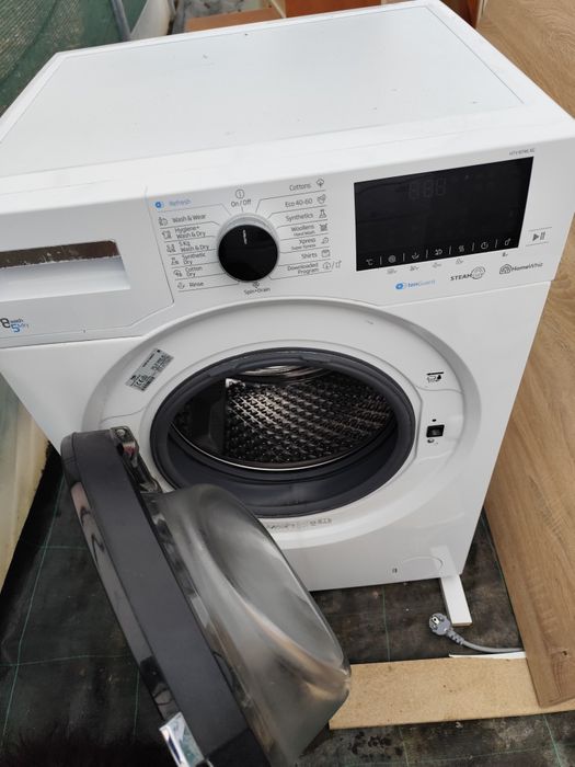 Mașina de spălat rufe cu uscator