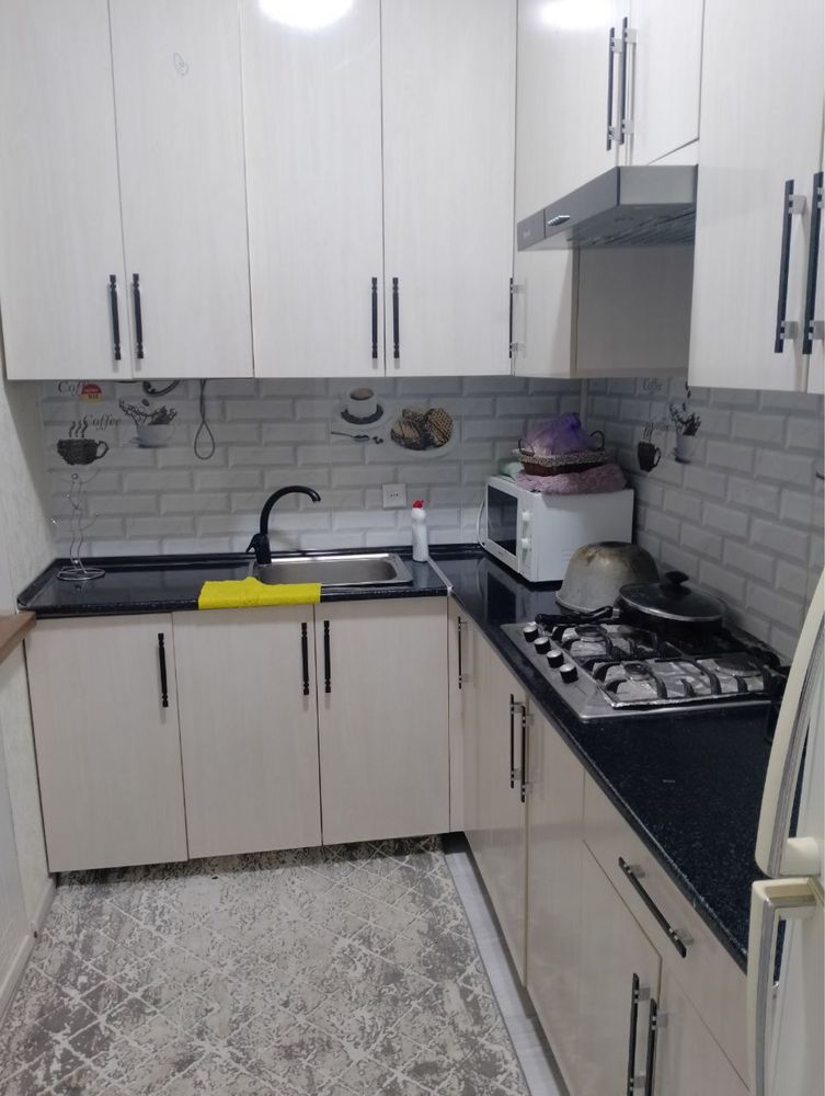 Ijaraga uy 300$ detski bolnitsa tarafda yangi dom