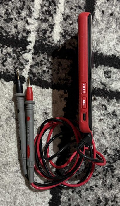 Aparat de masura digital multimetru UNI-T UT122