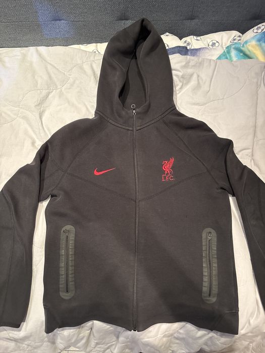 Nike tech liverpool черен