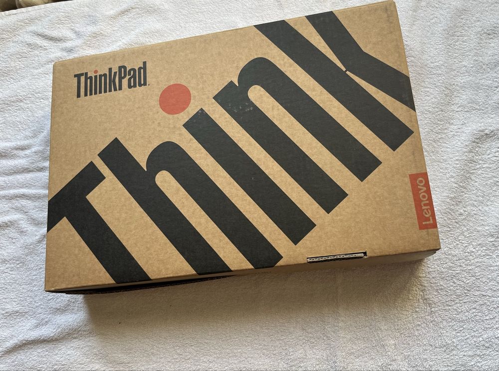 Lenovo ThinkPad 14“, Intel Core i3-1115G4 Laptop/лаптоп Thunderbolt