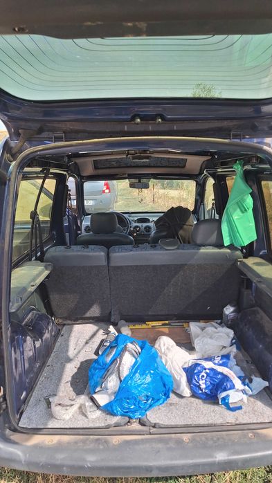 Se vinde, pentru reparat sau dezmembrat!