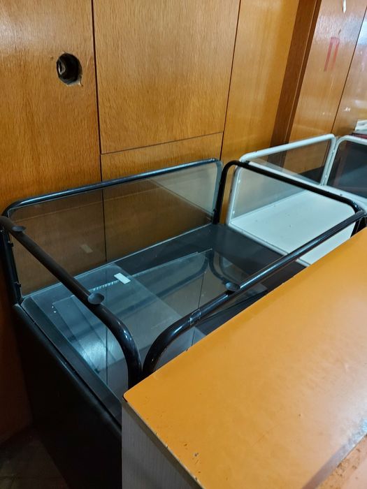 Продавам 8бр витрини на добра цена