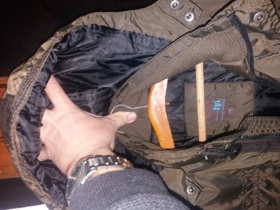 Парка нова не е обличана