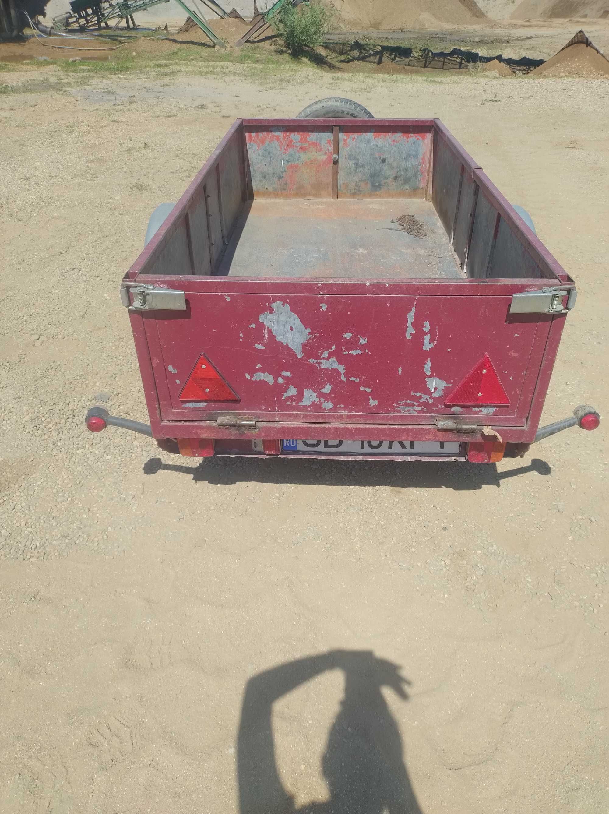 Remorca 750 kg în stare foarte buna