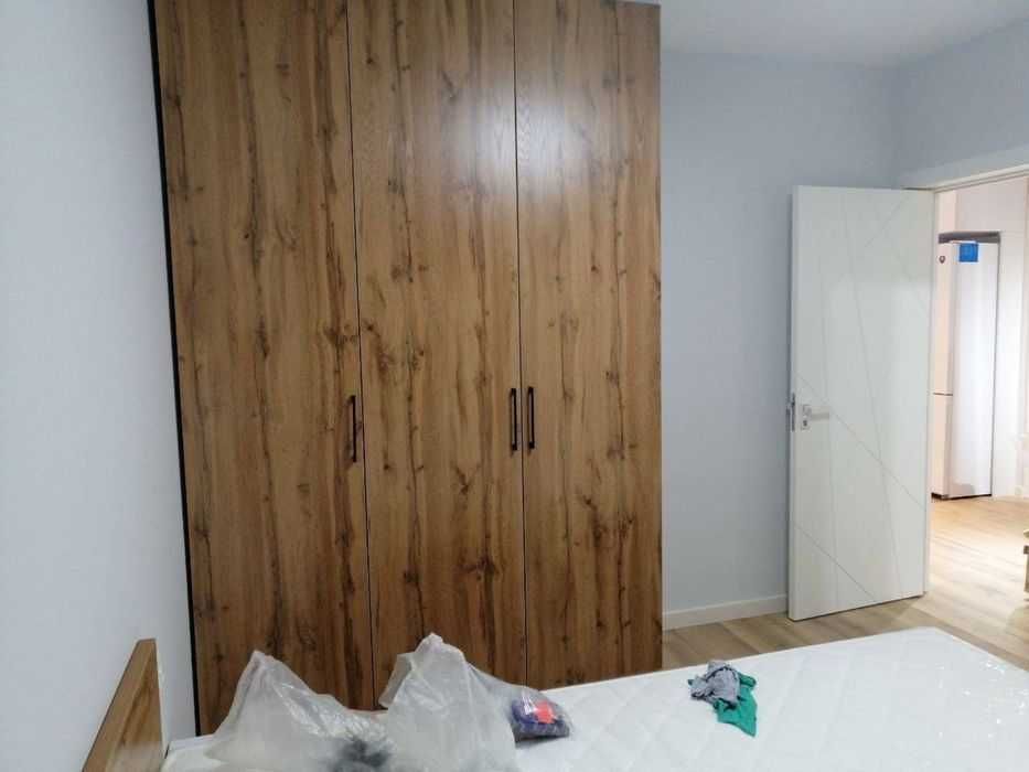 (057) Срочно сдам! 2/2/4 на Максима горьком