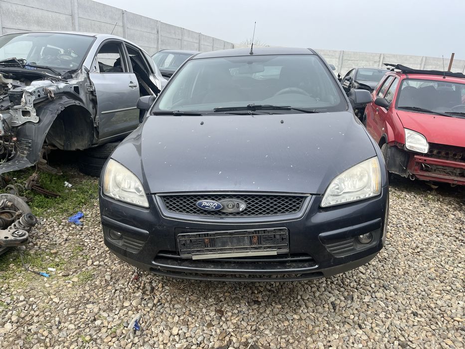 Dezmembrez Ford Focus 2 1.8 diesel 2005-2009
